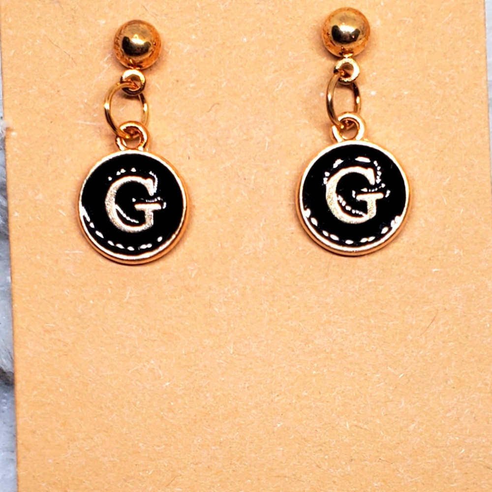 7/$10 G Initial Earrings, New